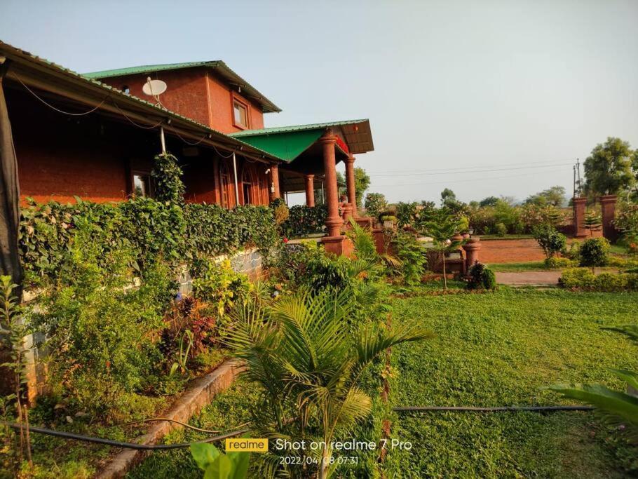 Stone Casa By Vgh 4Bhk Villa With Swimming Pool 마하발레슈와르 외부 사진
