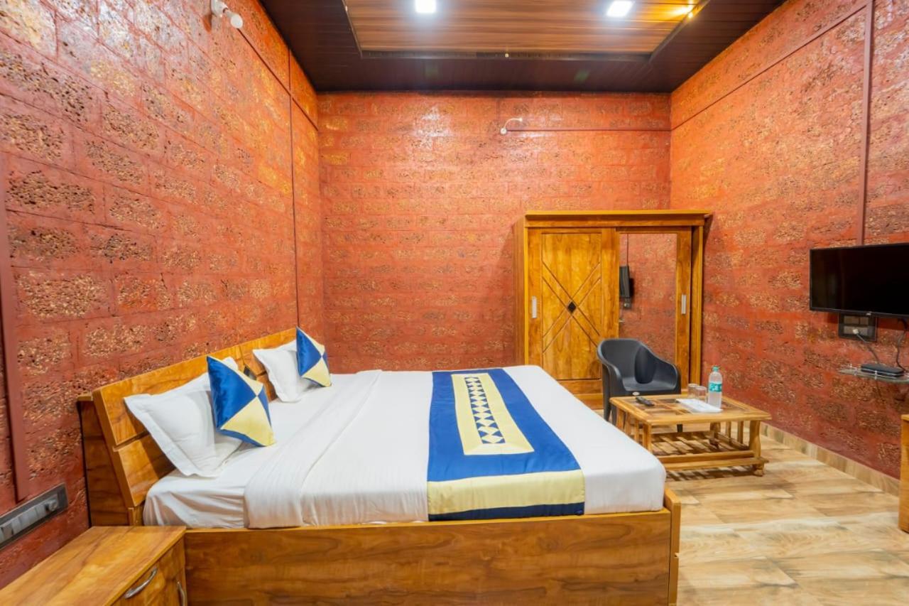 Stone Casa By Vgh 4Bhk Villa With Swimming Pool 마하발레슈와르 외부 사진
