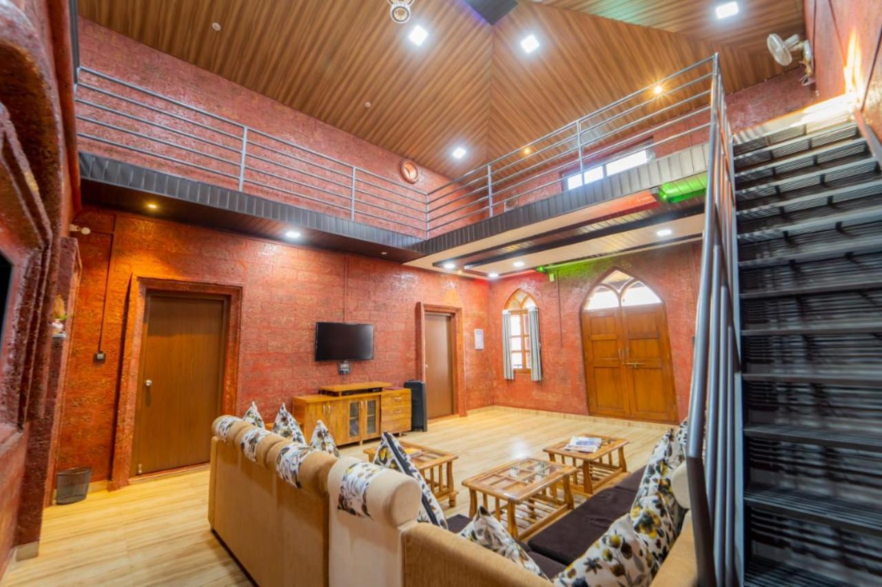 Stone Casa By Vgh 4Bhk Villa With Swimming Pool 마하발레슈와르 외부 사진