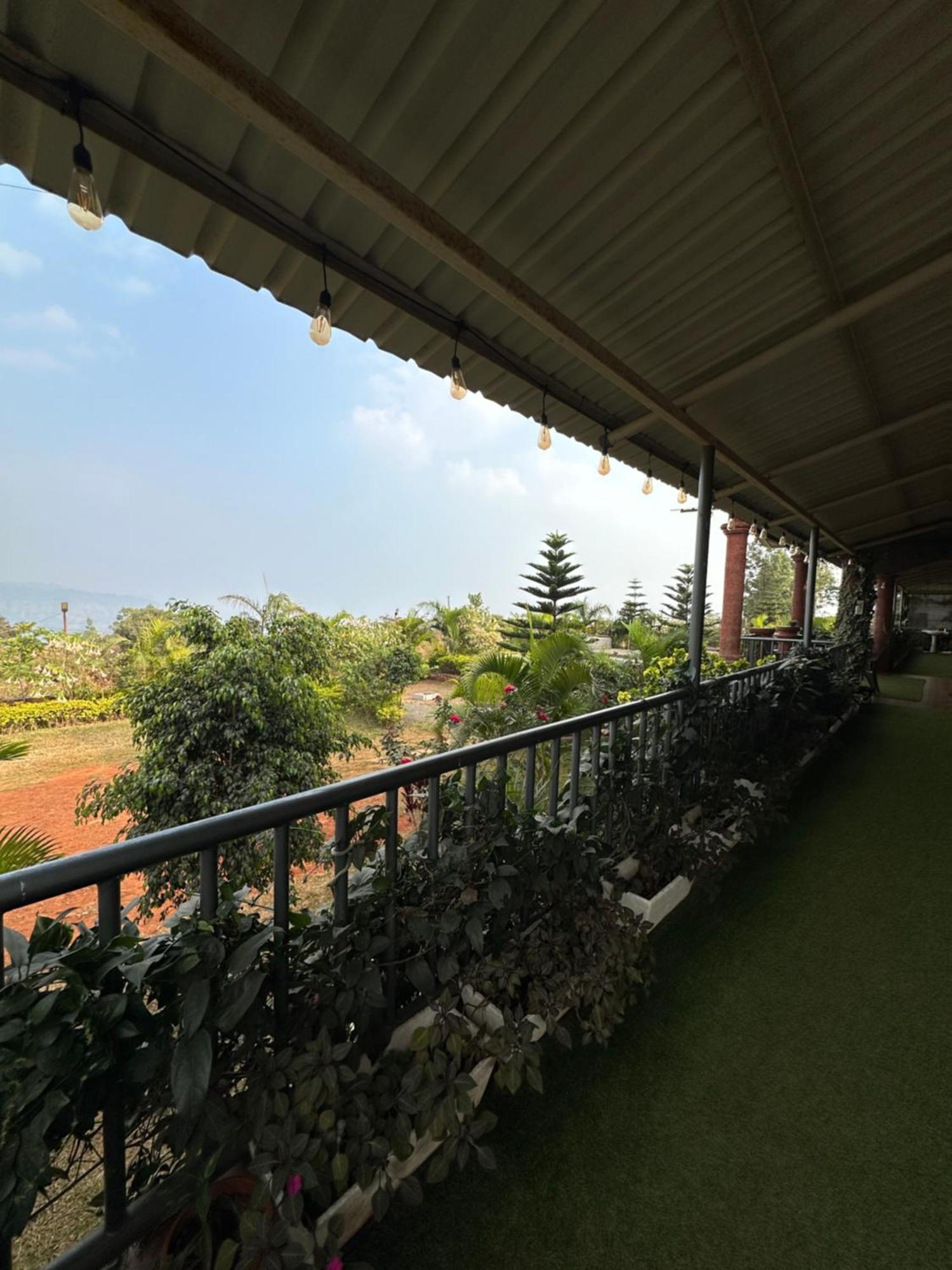 Stone Casa By Vgh 4Bhk Villa With Swimming Pool 마하발레슈와르 외부 사진