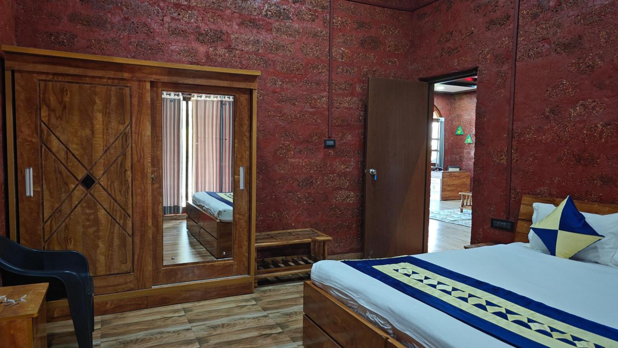 Stone Casa By Vgh 4Bhk Villa With Swimming Pool 마하발레슈와르 외부 사진
