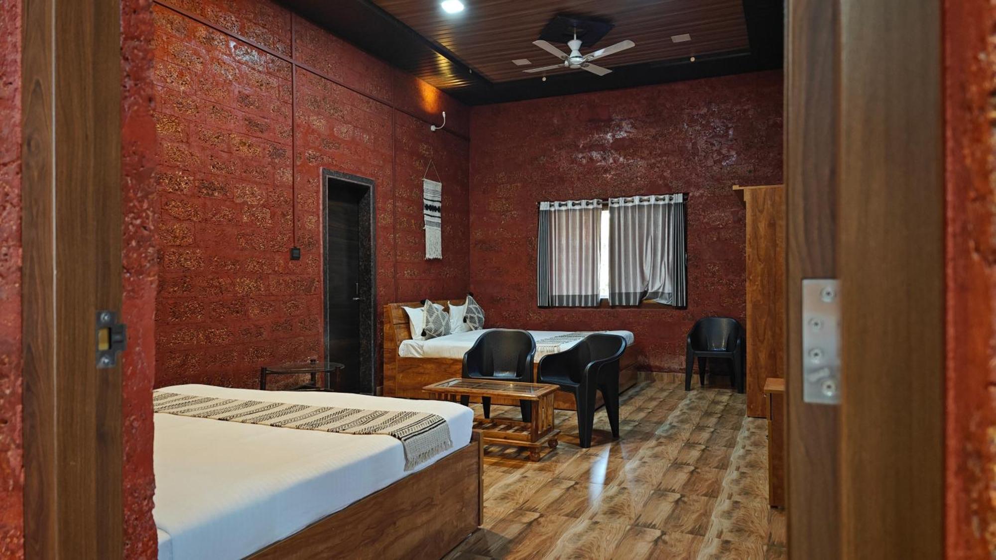 Stone Casa By Vgh 4Bhk Villa With Swimming Pool 마하발레슈와르 외부 사진