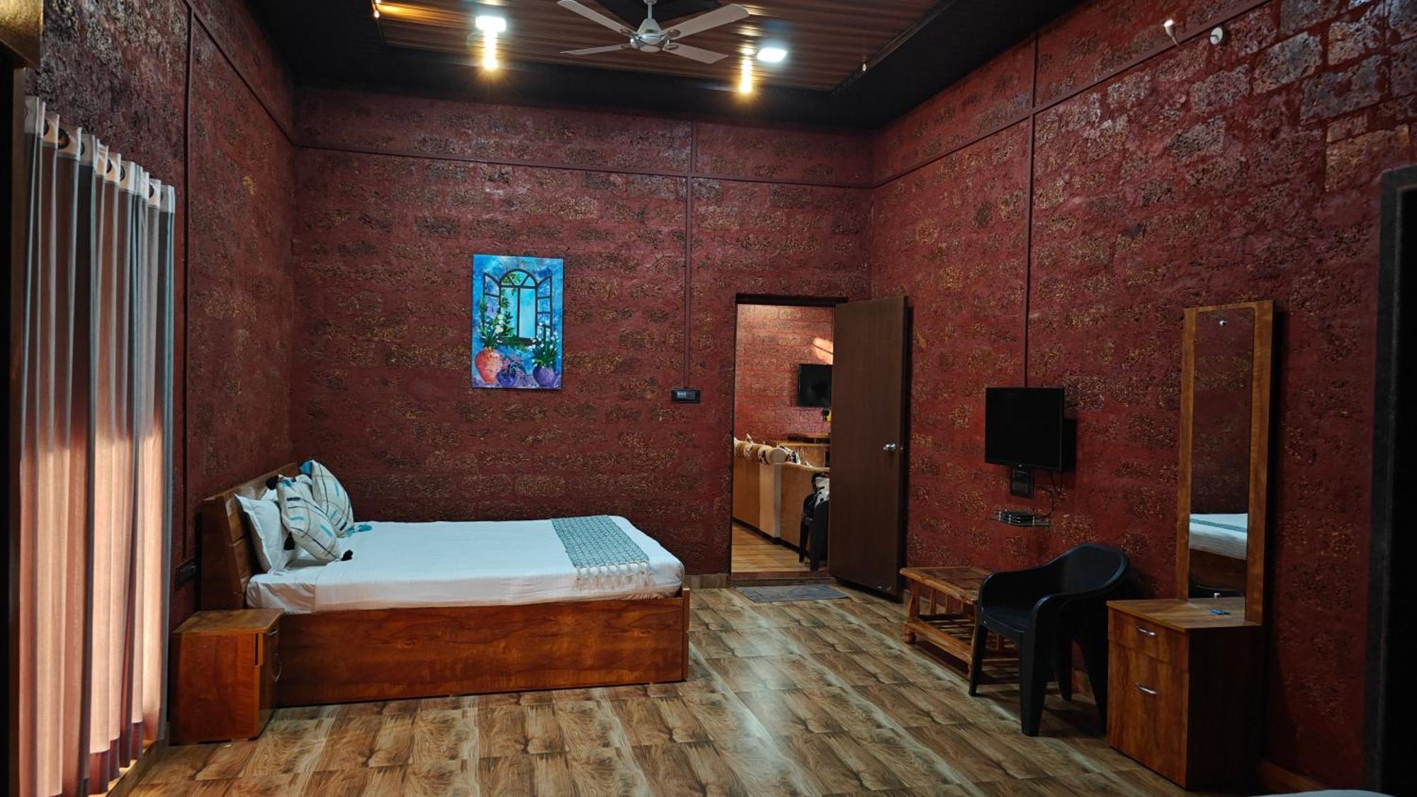 Stone Casa By Vgh 4Bhk Villa With Swimming Pool 마하발레슈와르 외부 사진